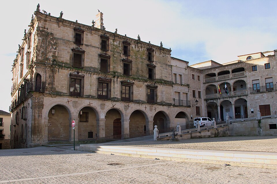 Descubre Trujillo con un Guía Oficial: Historia, Cultura y Rincones Inolvidables